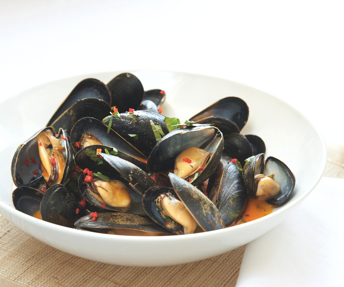 Coconut Steamed Mussels