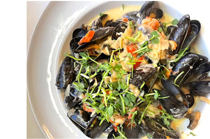 Beer & White Cheddar Mussels