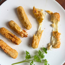Mozza Cheese Sticks